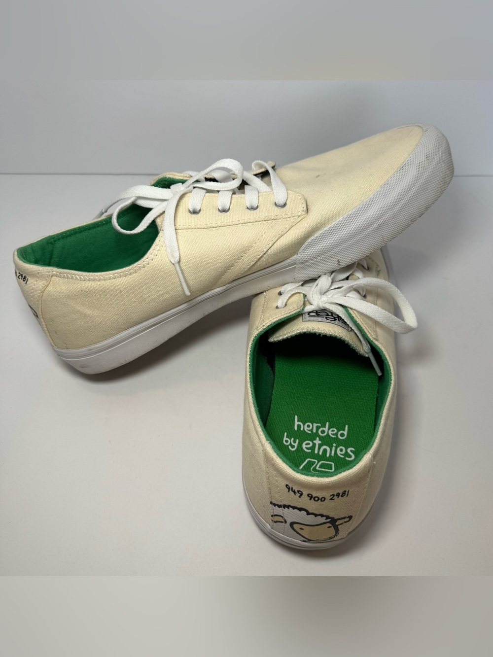 Etnies Jameson Vulc LS x Sheep Shoes Canvas Skate Sneakers Unisex White Cream
